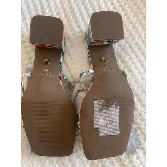 Cecelia New York Happy Multi Flower Sandals Floral Block Heeled Sandal - Picture 5 of 6